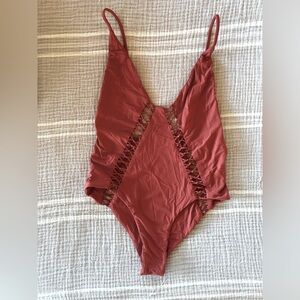 San Lorenzo full suit with crochet detail